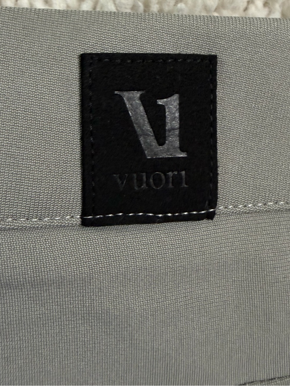 Vuori Meta pants Size 38X32 light gray five pocket design waistband - Picture 11 of 14